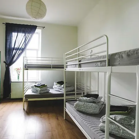 Good Bye Lenin Revolution Dormitories ホステル クラクフ